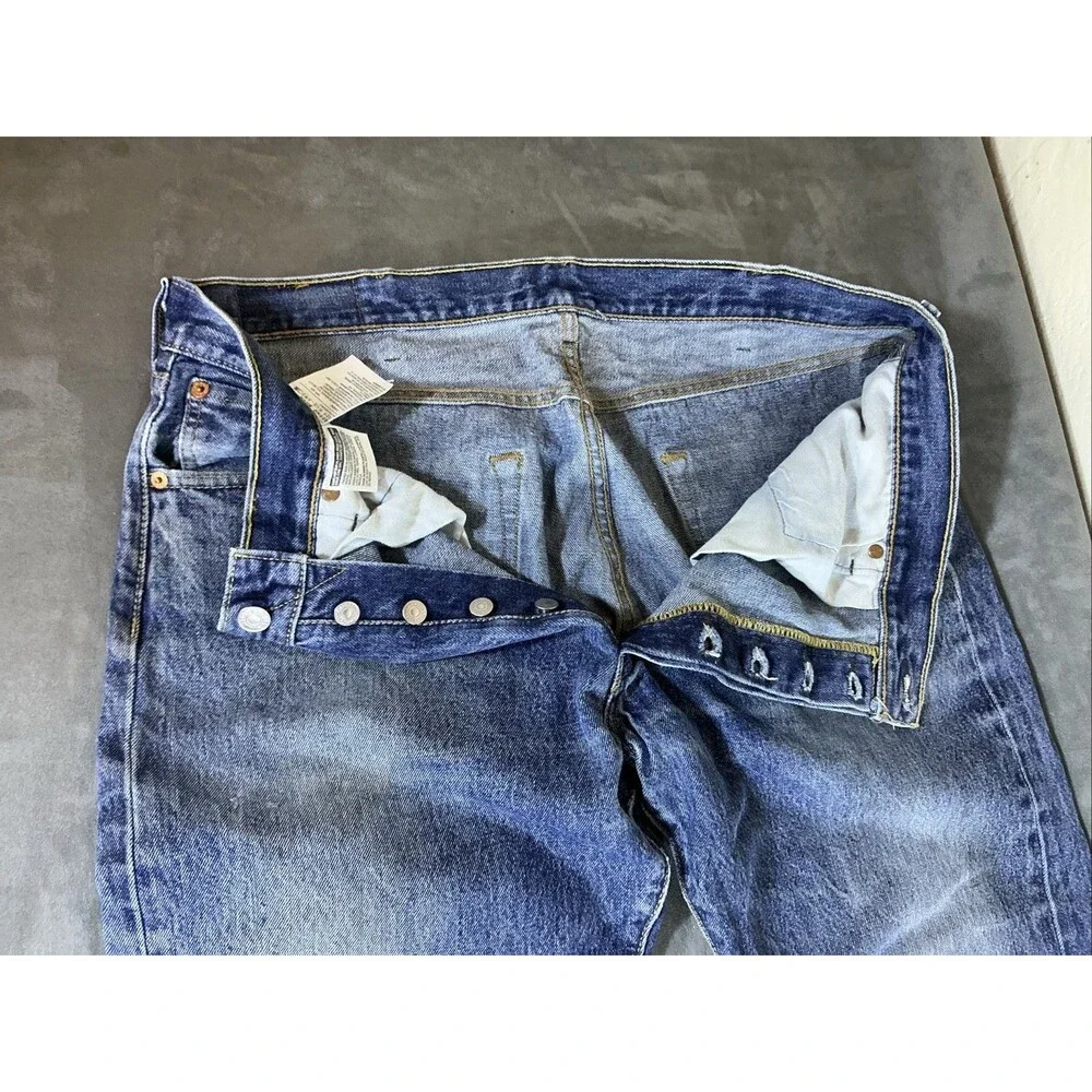 Levi's 501 Men's Original Fit Blue Jeans 38x29 Button Fly Made In Mexico